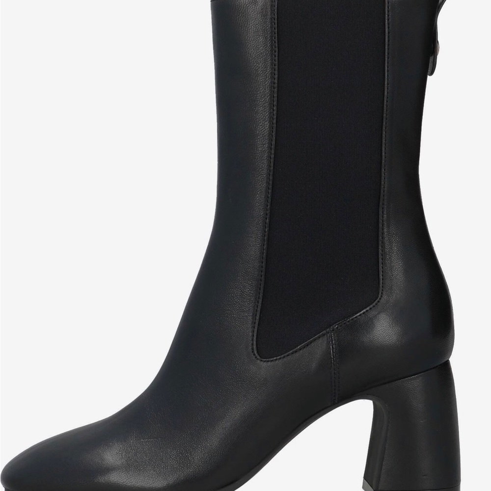 Luxury Emporio Armani Leather Chelsea Boots • Women’s Black